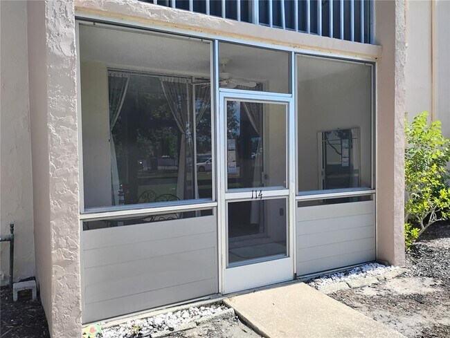 Building Photo - 519 Albee Farm Rd