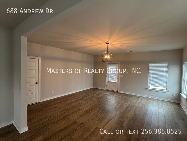 Building Photo - 688 Andrew Dr