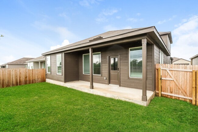 Building Photo - 11515 Cedar Cl