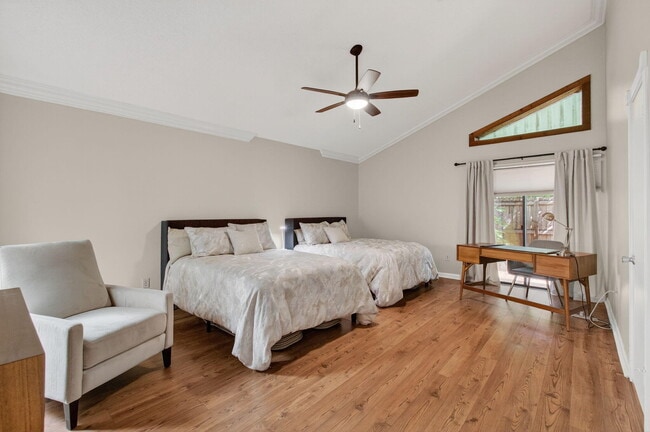 Building Photo - 7745 Stanway Pl