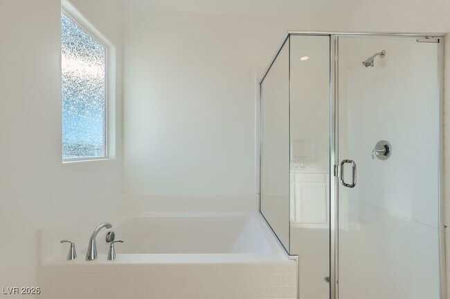 Building Photo - 1820 Pendleton Ridge St