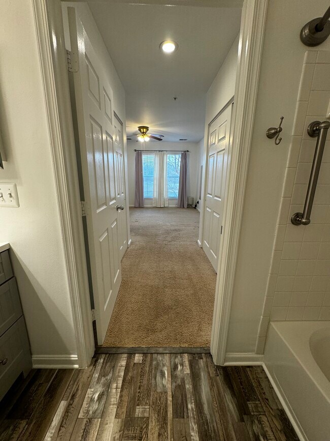 Building Photo - 43114 Watercrest Square