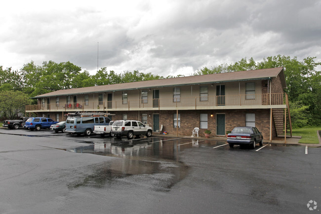 Building Photo - Bellwood Trace Apartments