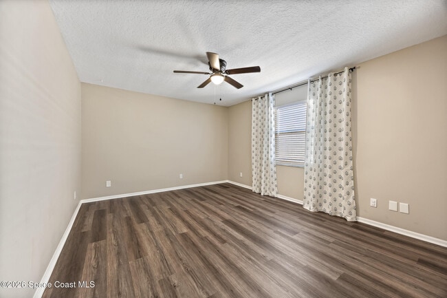 Building Photo - 6080 Chapman St