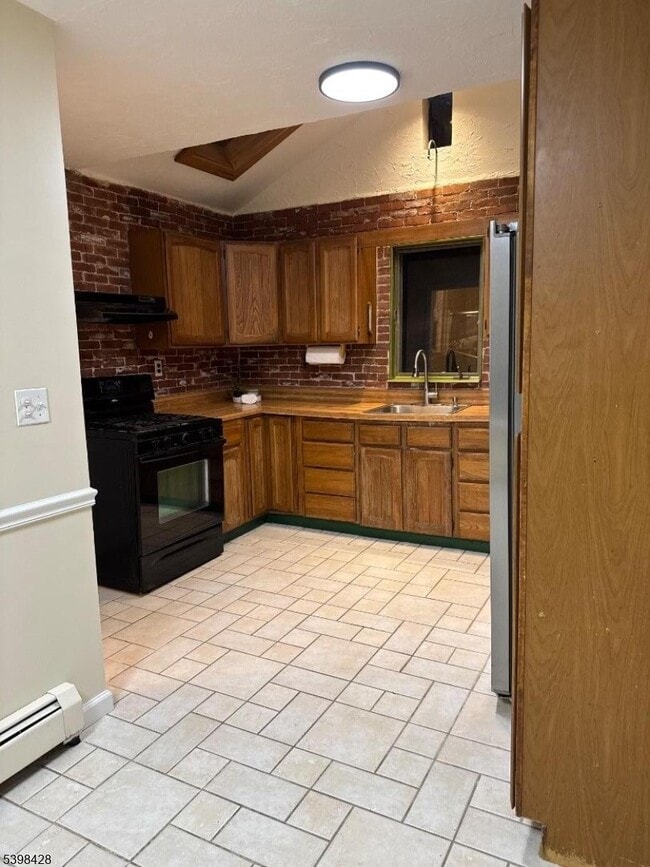 Building Photo - 54 Roosevelt Trail