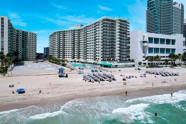 Primary Photo - 3725 S Ocean Dr