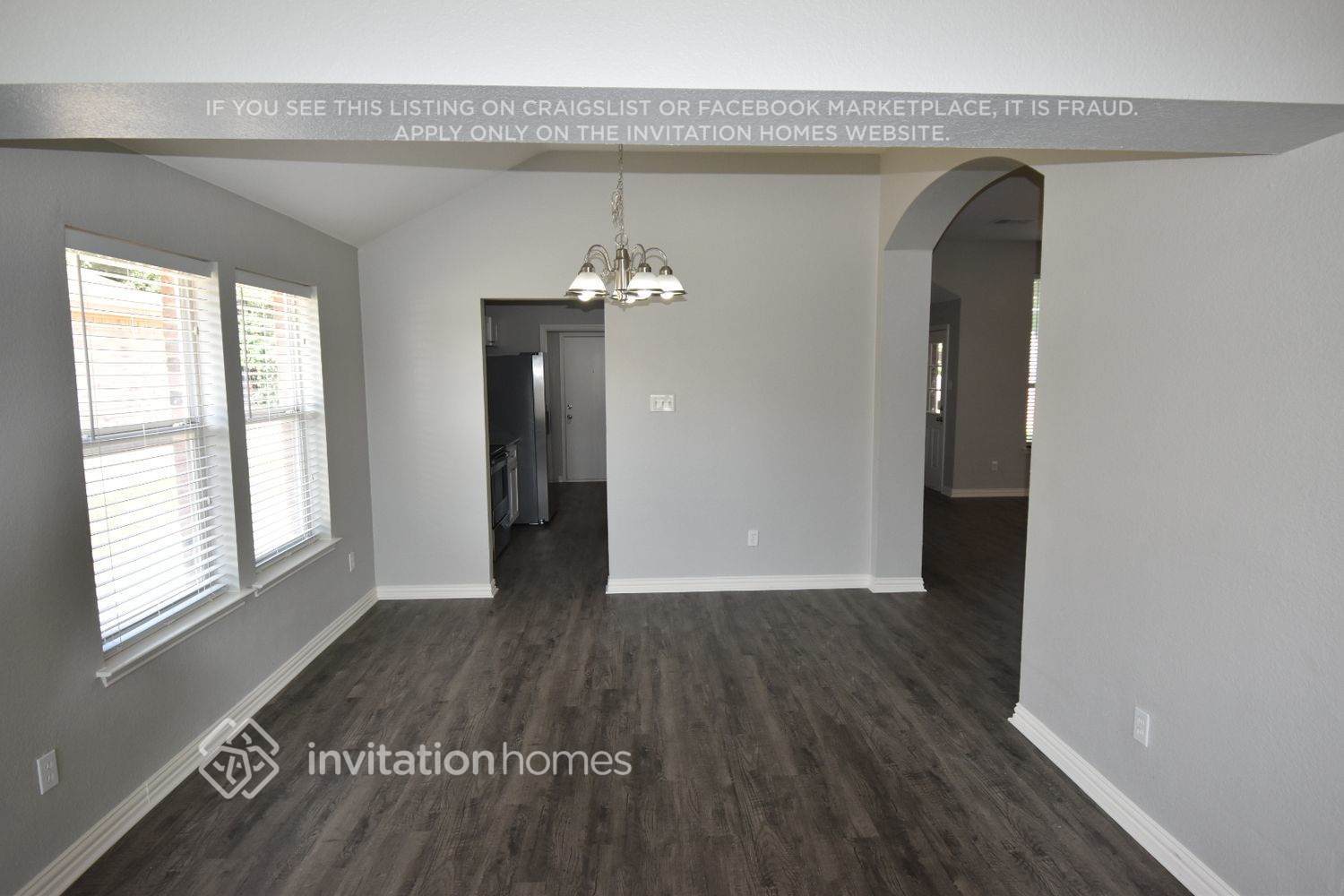 Building Photo - 1249 Old Oak Dr