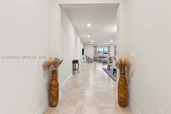 Building Photo - 10407 SW Captiva Dr
