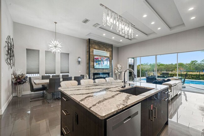 Building Photo - 748 Desert Mountain Ct