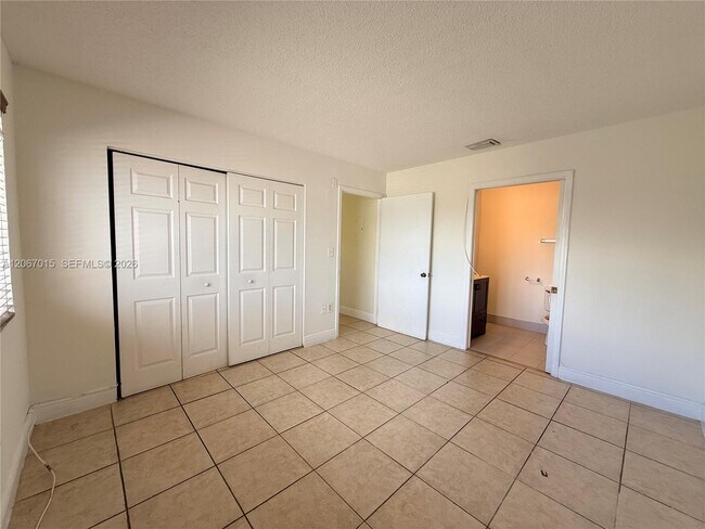 Building Photo - 7991 SW 152nd Ave