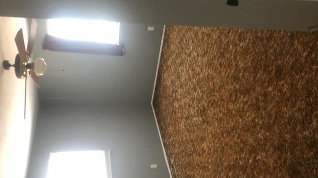 Building Photo - 5 bedroom in Alamogordo NM 88310
