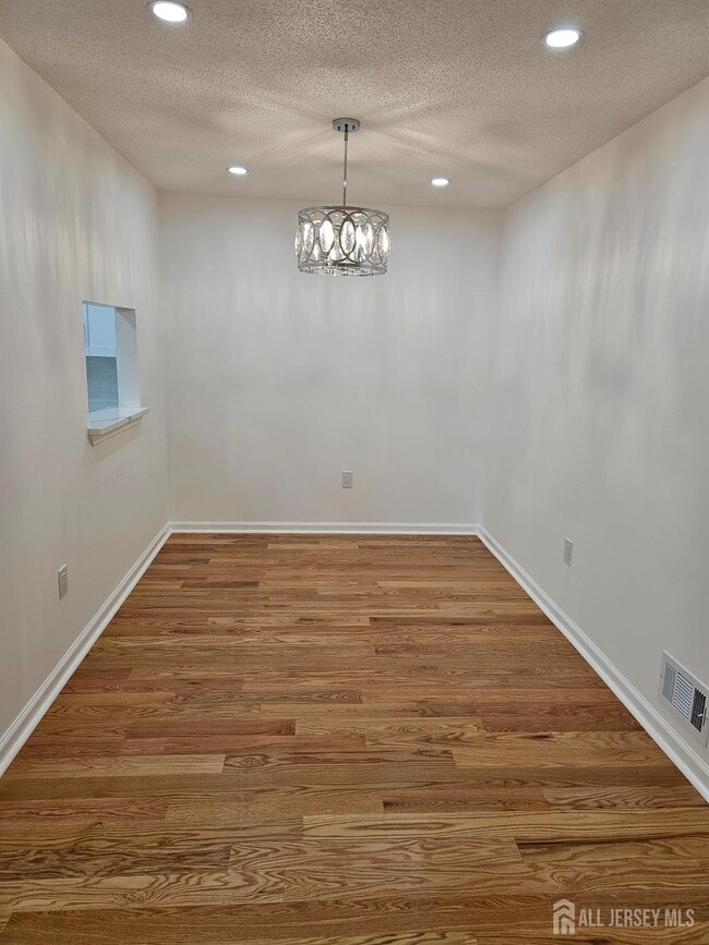 Building Photo - 21 Brighton Way