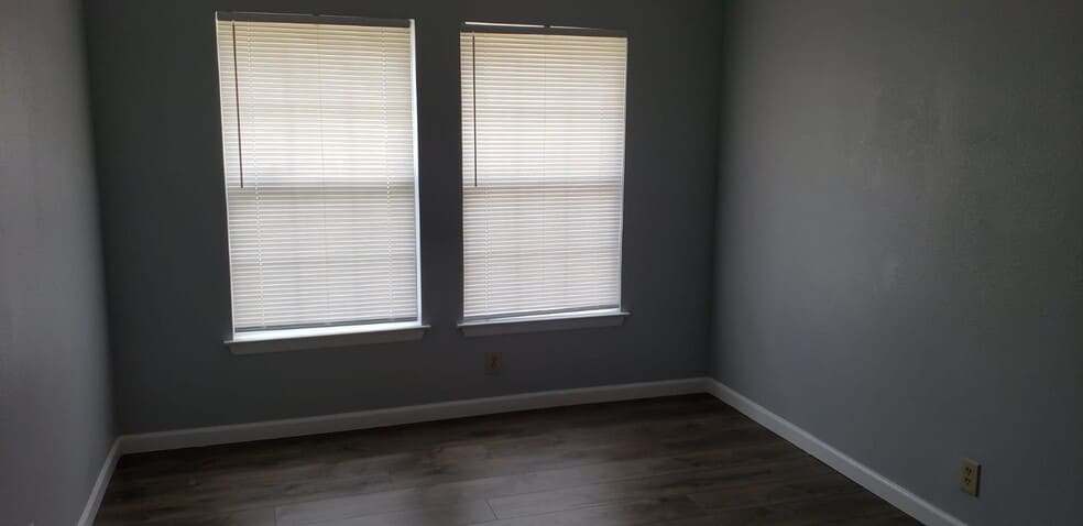2nd Bedroom - 9018 Rich Quail