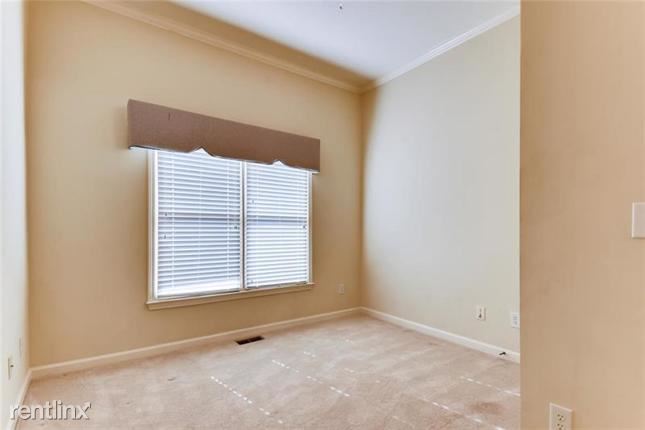Building Photo - 5 br, 4 bath House - 1073 Lakebend Drive