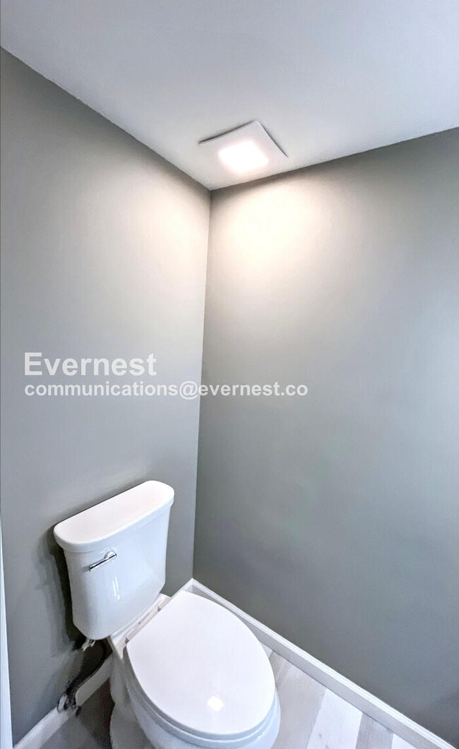 Building Photo - 3316 Roadrunner Trail