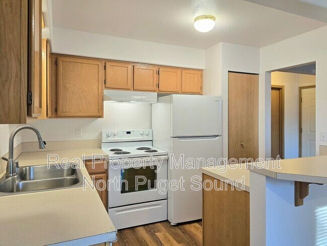 Building Photo - 5328 138th St NE