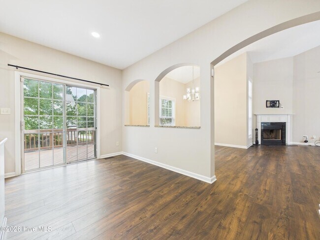 Building Photo - 5500 Yates Garden Ln