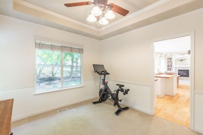 Building Photo - 3 Bed 2.5 Bath In The Heart Of Eagle