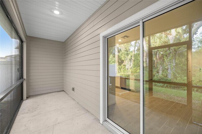 Building Photo - 3594 SE 37th Ct