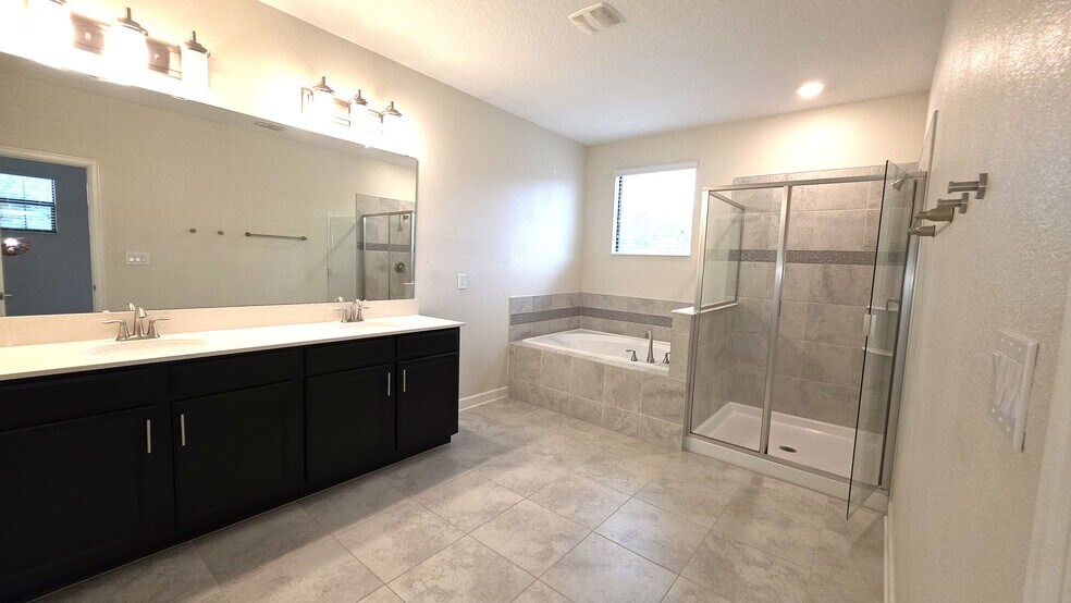 Building Photo - 11150 Whistling Pine Way