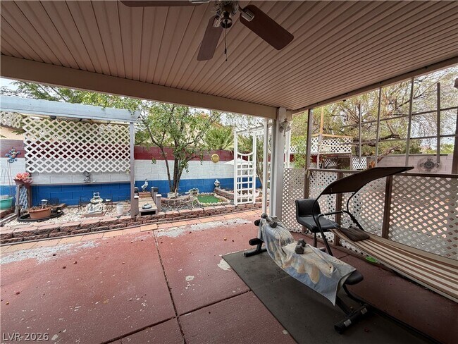 Building Photo - 868 Worrell Ave