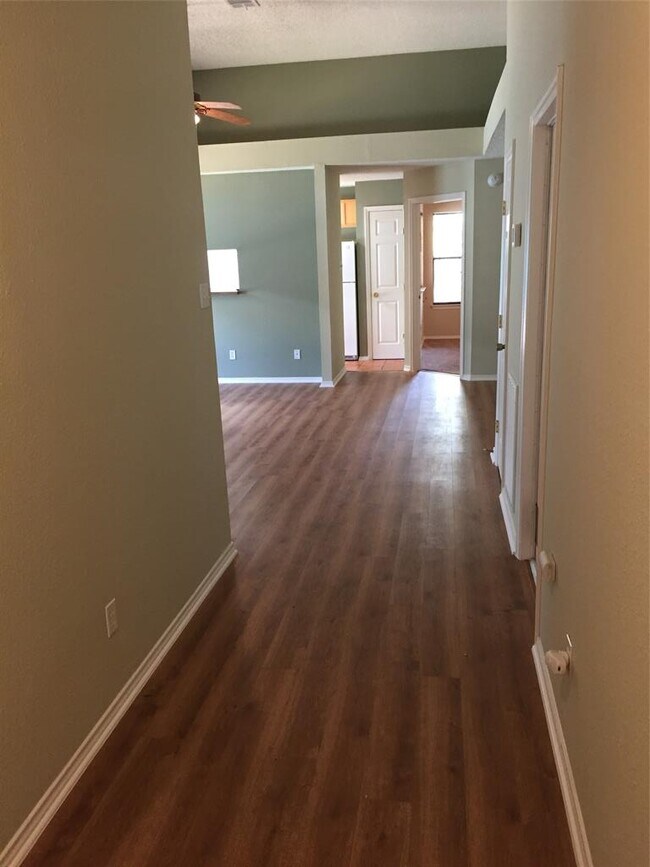 Building Photo - 14223 Anita Marie Ln