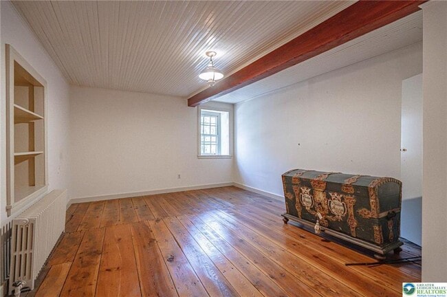 Building Photo - 621 Nursery Rd