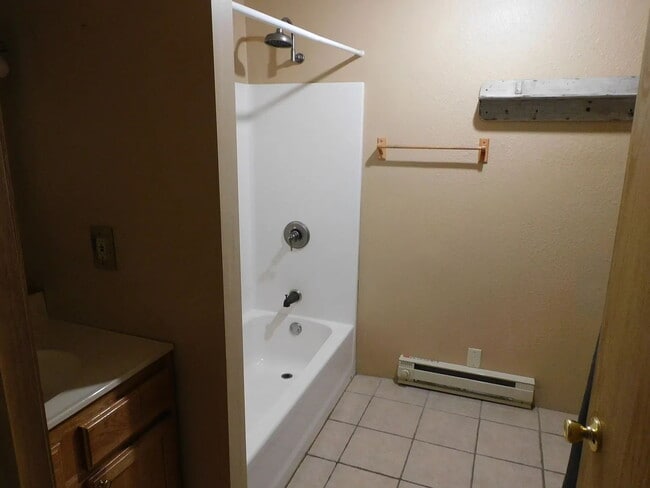 Building Photo - "Charming 2-Bedroom Retreat in Pequot Lakes!"