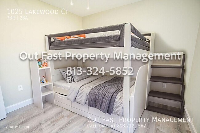 Building Photo - 1025 Lakewood Ct