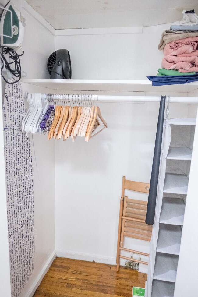 Building Photo - 1422 2nd Ave