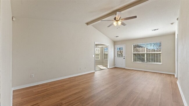 Building Photo - 829 S Liberty Dr