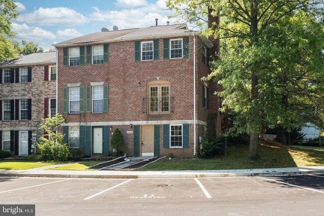 Building Photo - 13640 Deerwater Dr