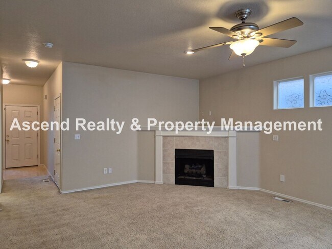 Building Photo - **Move In Special**Beaverton Convenience with Central AC & Attached Garage  Minutes to MAX, Costc...