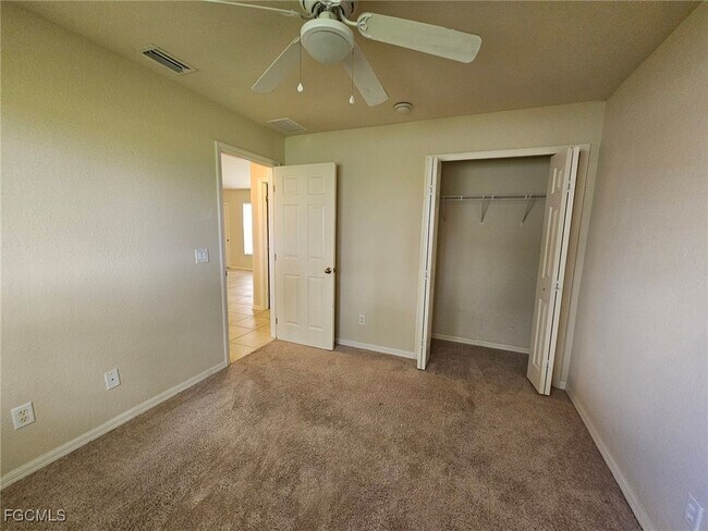 Building Photo - 1826 NE 17th Terrace