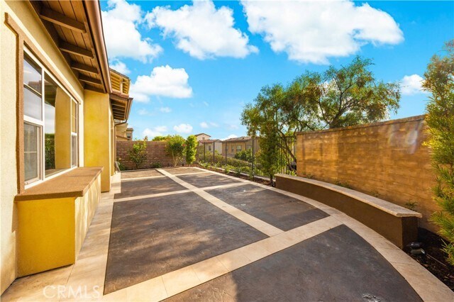 Building Photo - 1 Intriga Ct