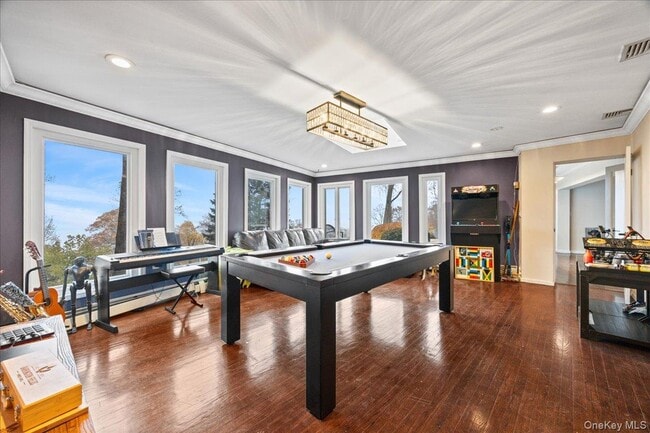 Building Photo - 772 US-9W