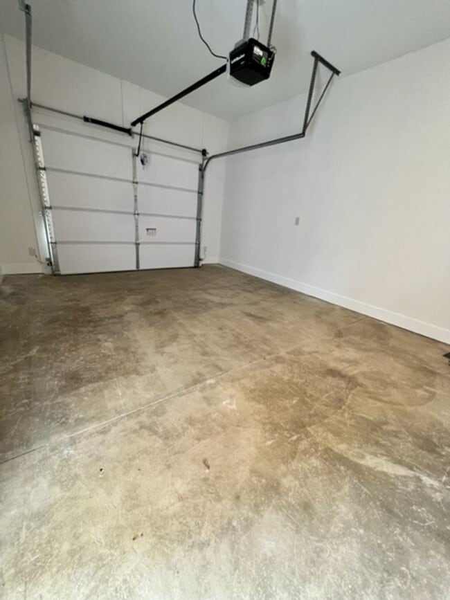 Building Photo - New Construction Weaverville Rental