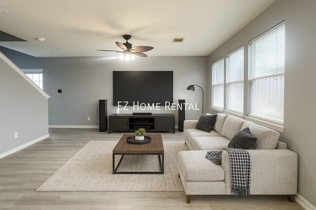 Building Photo - 16854 Carrollton Creek Ln