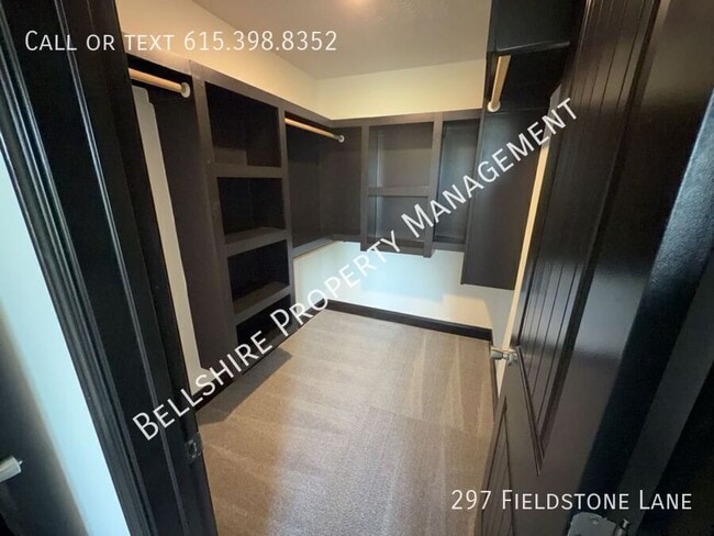 Building Photo - 297 Fieldstone Ln