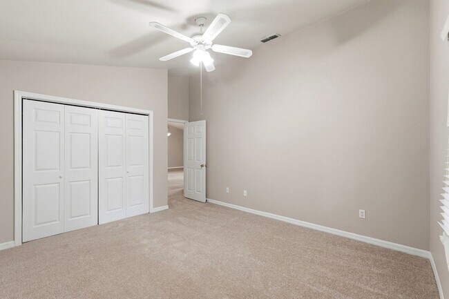 Building Photo - 2902 NW 104th Ct