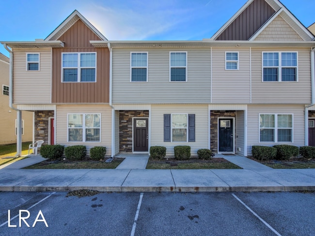 Building Photo - 127 Beacon Woods Dr