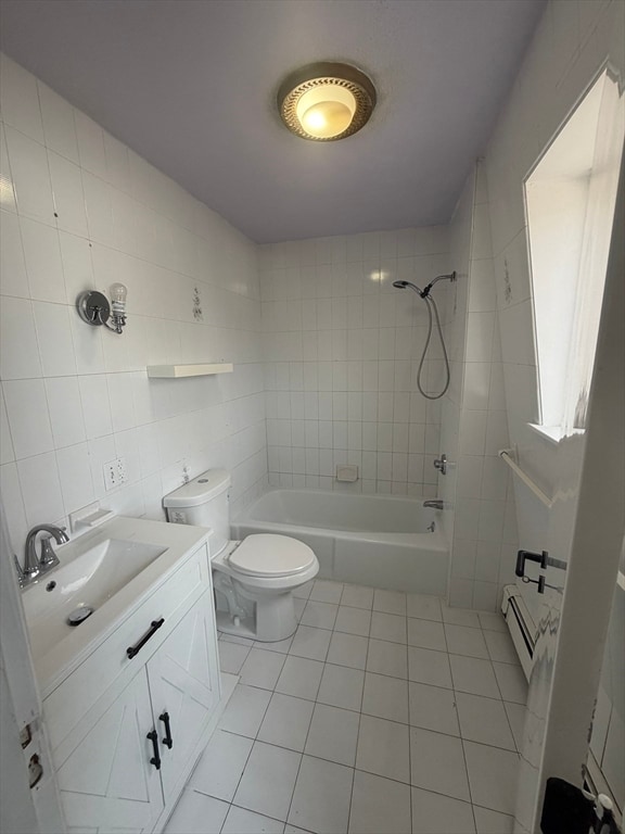 Building Photo - 5 Washington Square