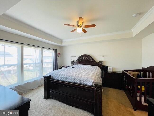 Building Photo - 419 Foxglove Way