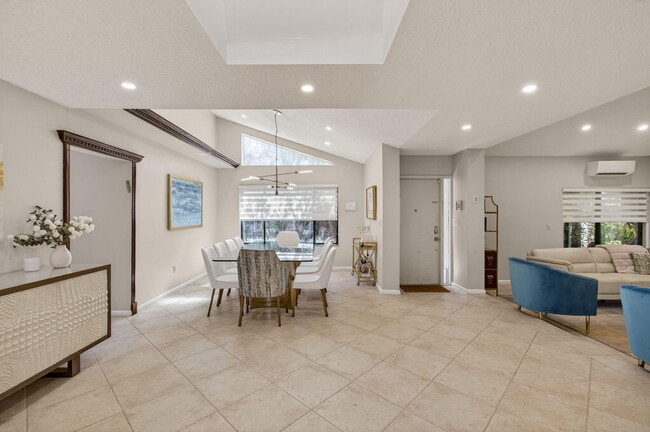 Building Photo - 7745 Stanway Pl