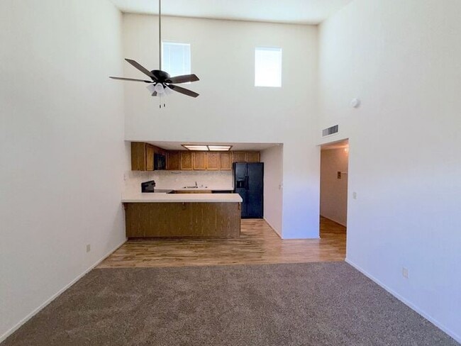 Building Photo - Rollin' on the River - Top Story Riverfront Condo