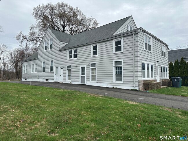 Building Photo - 291 Maple Ave
