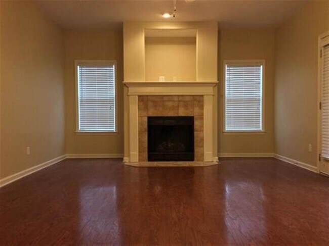 Building Photo - 10521 S Ashglen Cir
