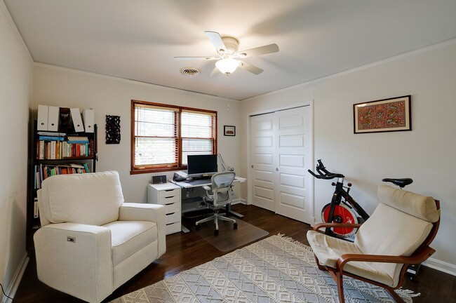 Building Photo - Bethesda (Walter Johnson HS) 4BR/3BA Detached Available for Multi-Year Lease
