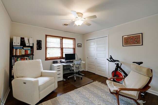 Building Photo - Furnished, Detached Home in Bethesda Alta ...