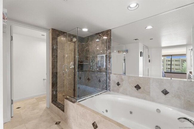 Building Photo - 230 W Laurel St